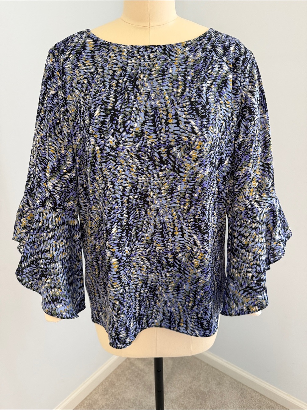 Kasper Women’s Blue Patterned Ruffle Sleeve Top SZXL
